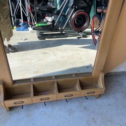 Hanging Mirror Rack With Cubby