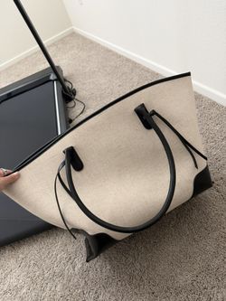 Travel Tote Bag