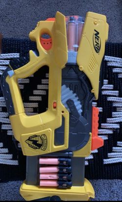 Nerf Firefly Gun with 14 DARTS