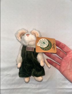 Boyd’s Bears mouse “Colby”