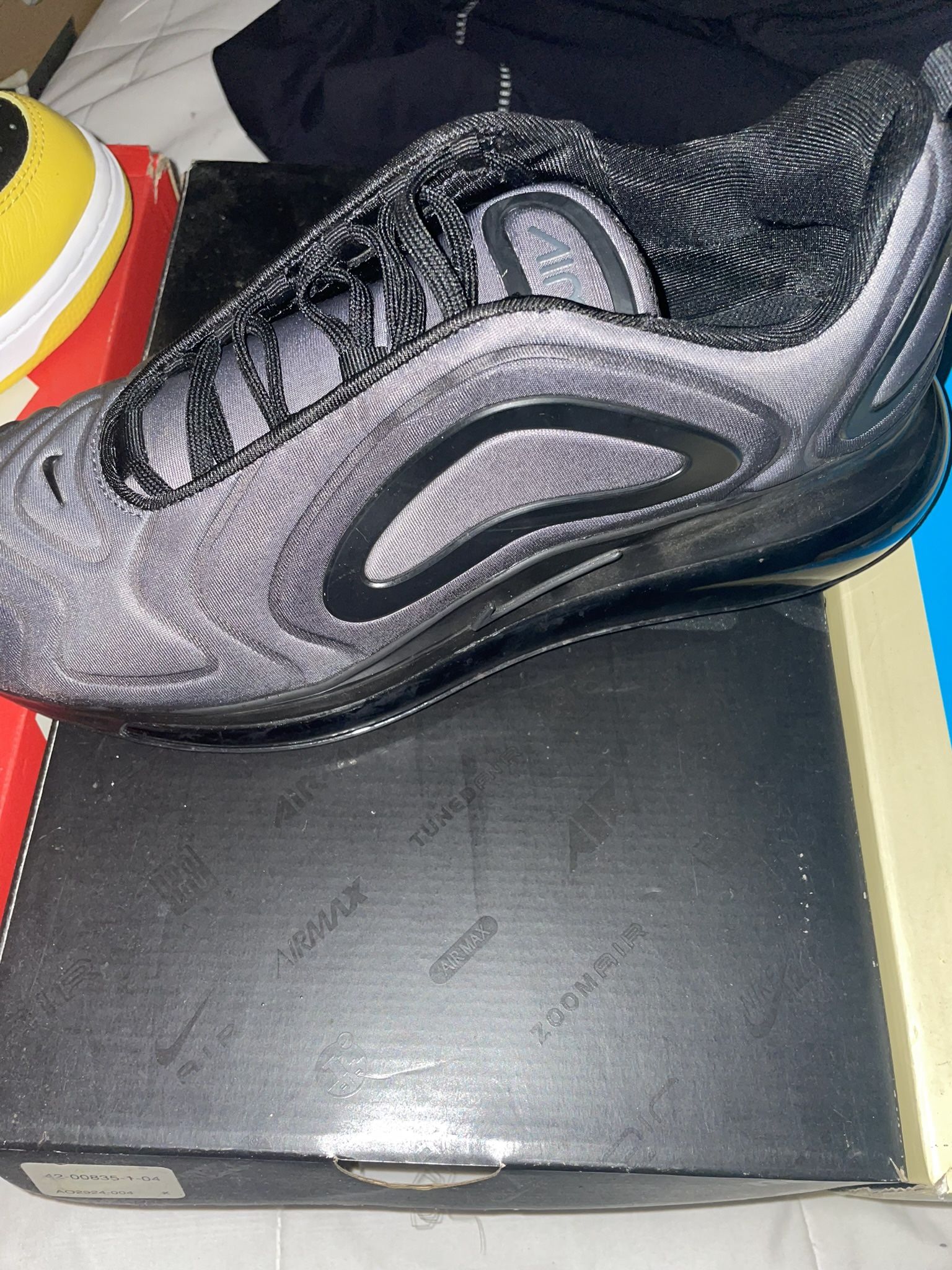 Nike Air Max 720 “total Eclipse” 