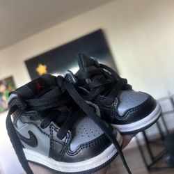 jordan 1 mid 2c