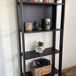 Book Shelf 