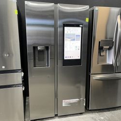 Samsung Side By Side Family HUB Refrigerator 