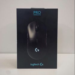 Unopened Logitech Pro Wireless Gaming Mouse for PC SEALED*