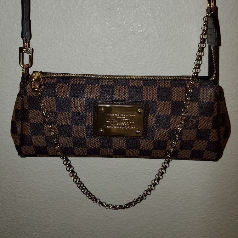 Ltd Edition Louis Vuitton Christian Louboutin Iconoclasts Monogram Spike  Tote for Sale in Los Angeles, CA - OfferUp