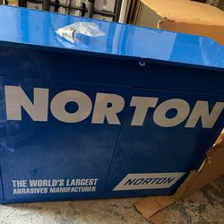 Norton Automotive  Utility Cabinet NEW