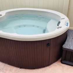 Hot Tub  / Spa 