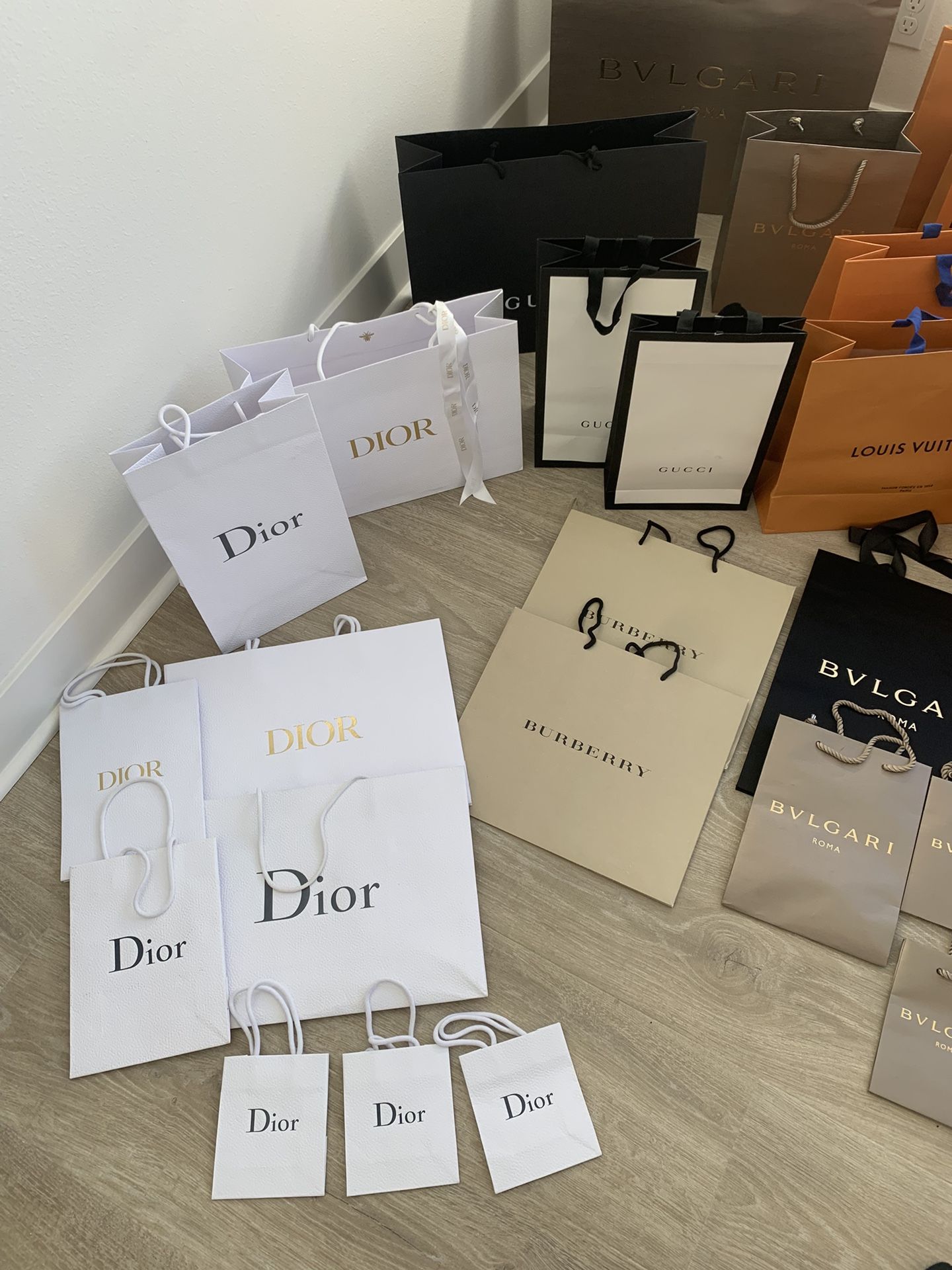 Luxury Brand Shopping Gift Paper Bag Set Hermes Louis Vuitton Gucci etc.  14130
