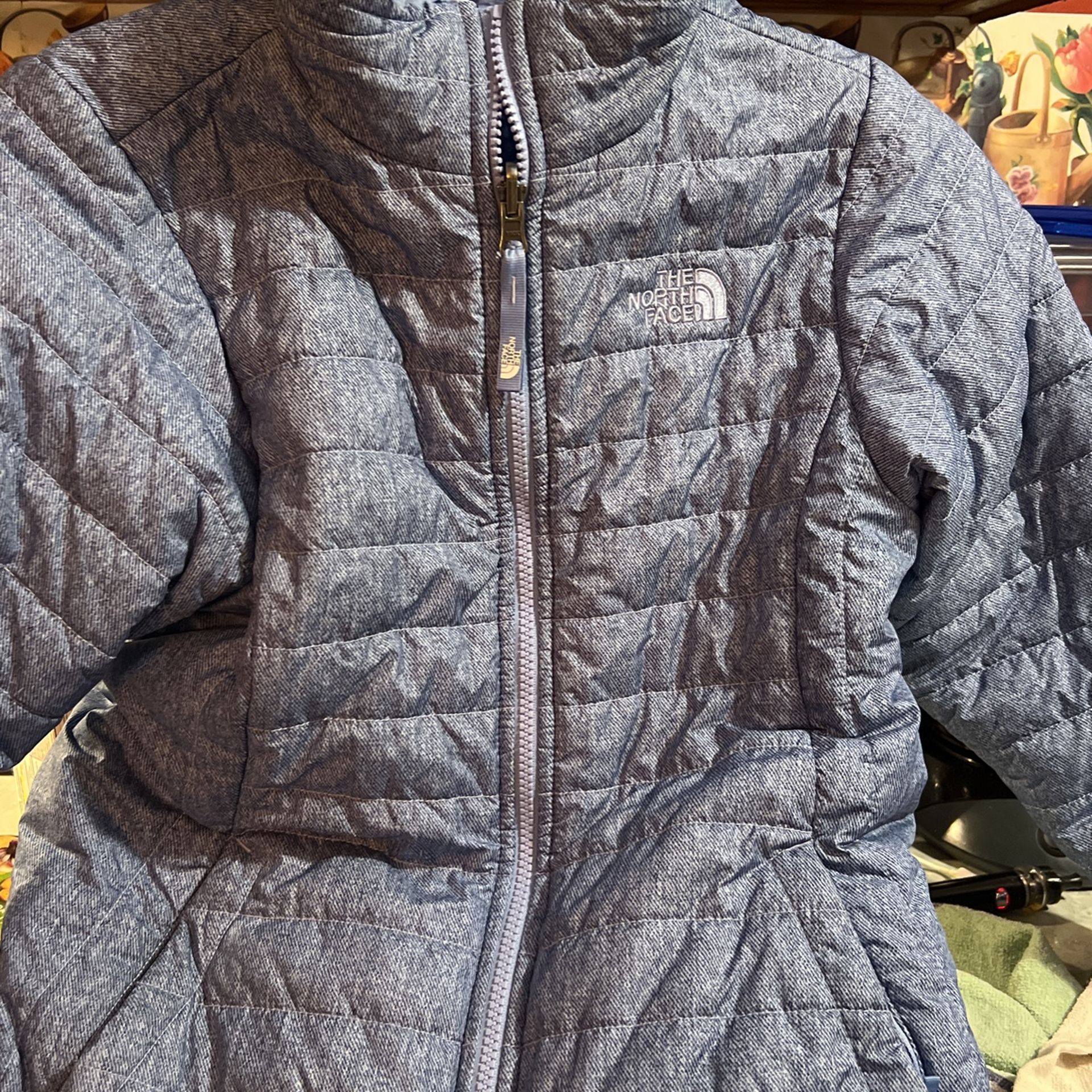 Small Womans Reversable Northface Jacket