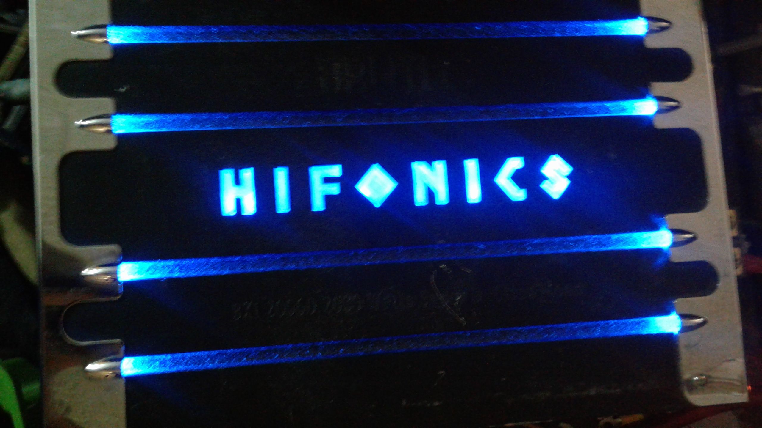 Hifonics brutus Bxi 2006D