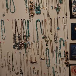 400 Pieces Of Turquoise Jewelry Store Closed 