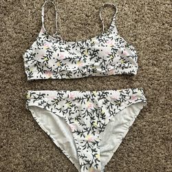 New! Women’s Juniors bikini bathing suit set size Large