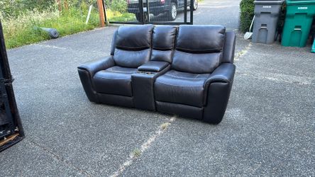 Love seat