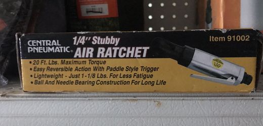 NIB Central Pneumatic 1/4” stubby air ratchet