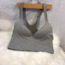Sport   Tops   Size:  M