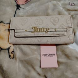 Juicy Couture "Short Sweet Single Guesset Flap Clutch" Wallet - New