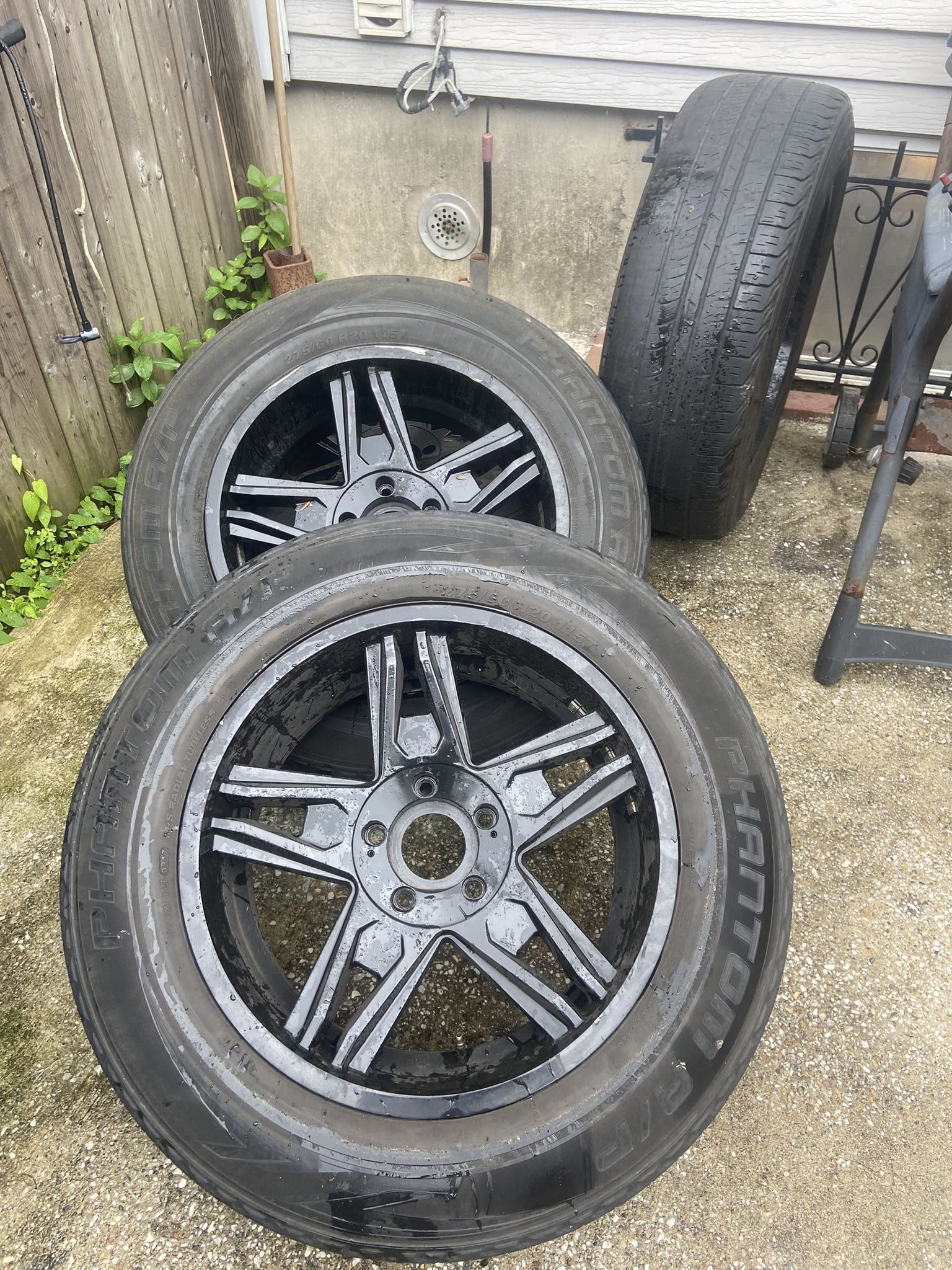 Black Wheels 20 Inch