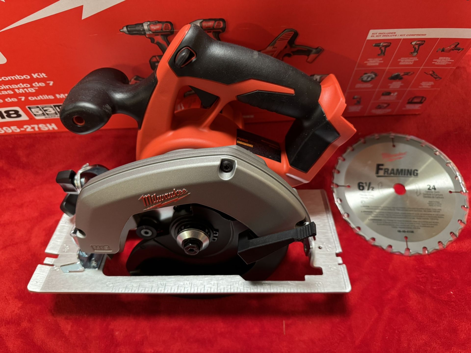 Brand new Milwaukee M18 18V Lithium-Ion Cordless 6-1/2 in. Circular Saw