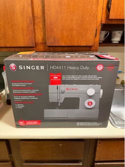 Singer Heavy Duty Sewing Machine