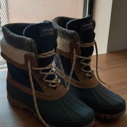 Storm Boots by Cougar