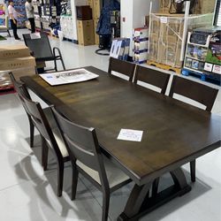 Thomasville Abril Dining Table 