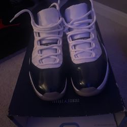 Jordan 11 Retro Navy Blues
