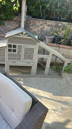 Chicken coop