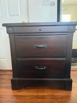Pair of solid wood nightstands