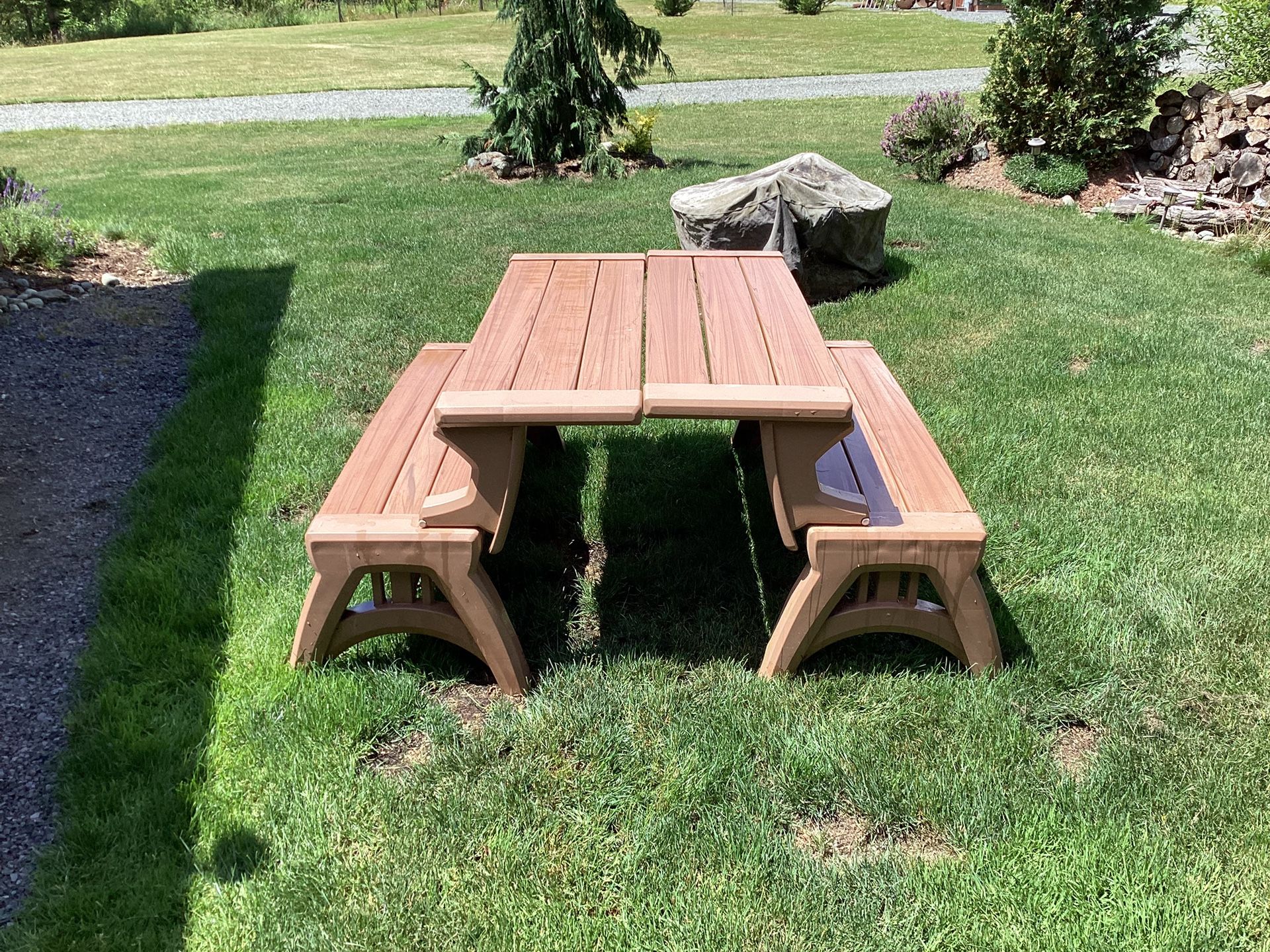 Picnic Table / Bench
