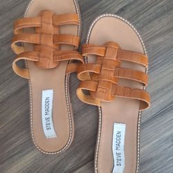 Steve Madden Sandals Tan SZ 7!