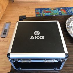 Akg P220  Microphone 