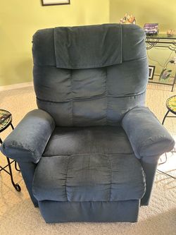 Reclining lift chair