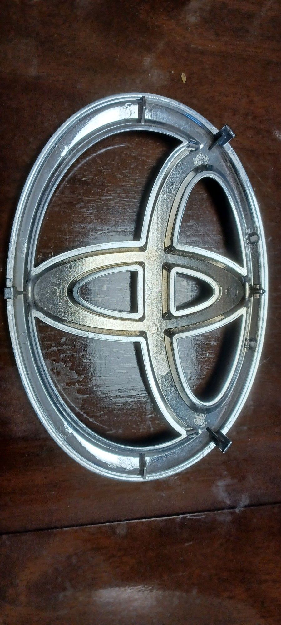 Toyota Grille OEM Emblem Tundra. Sequoia