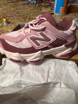 New Balance 9060 Pink Sneakers
