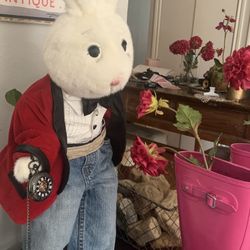 Bunny For Alice In Wonderland Theme 