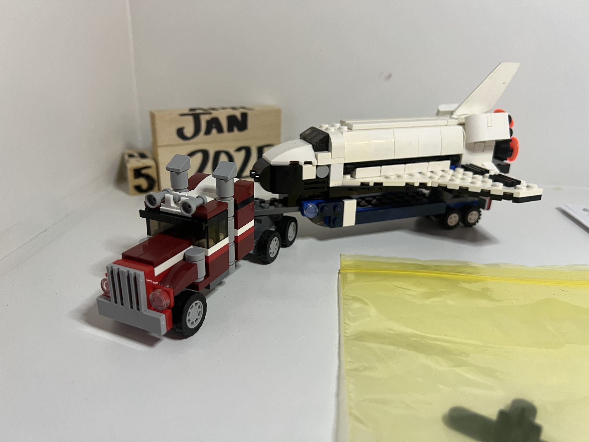 31091 LEGO Creator Shuttle Transporter