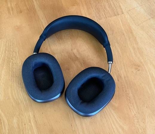 Apple AirPod Max New Version