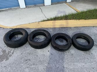 Different Sizes Used Tires Sale at Ramona Flea Market at / Westside