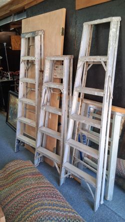 Aluminum ladders