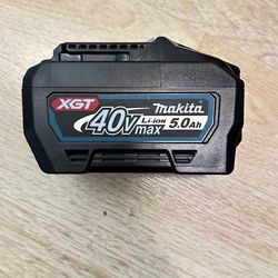 Makita XGT 40V Max Li-ion 5.0Ah Battery (BL4040)