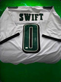 D'Andre Swift #0 Signed Eagles Jersey JSA