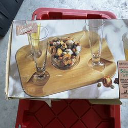 Pilsners Beer Mug With Serving Tray
