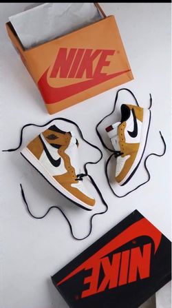 Air Jordan 1 Retro High OG Sneakers