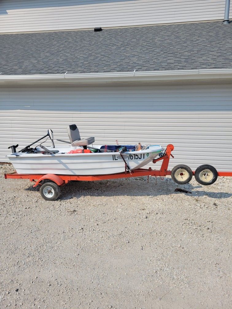 10' PVC Pelican Scorpio Boat
