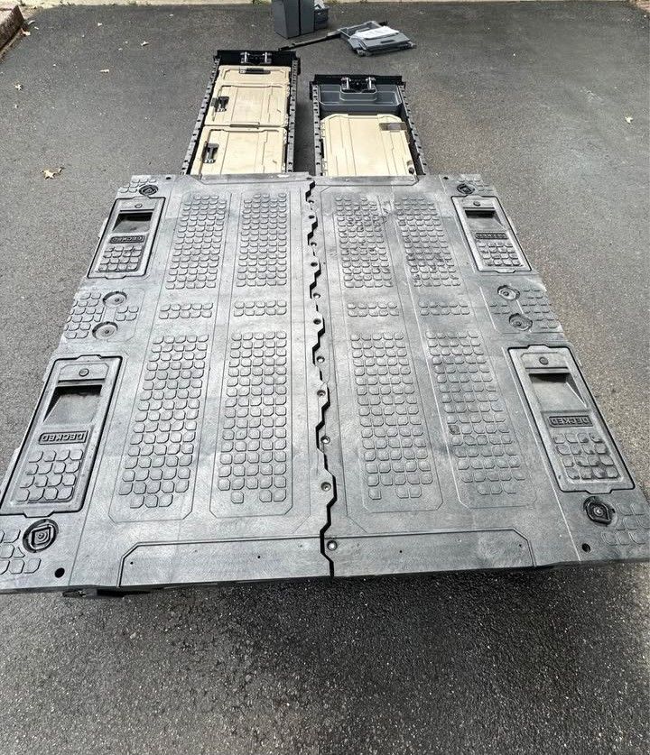 DECKED-Drawer-System for 2022