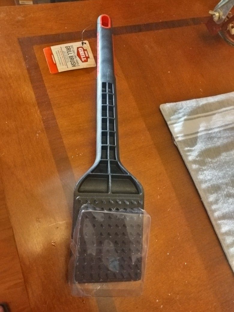 Grill Brush With Scraper- Tag Included, Never Used