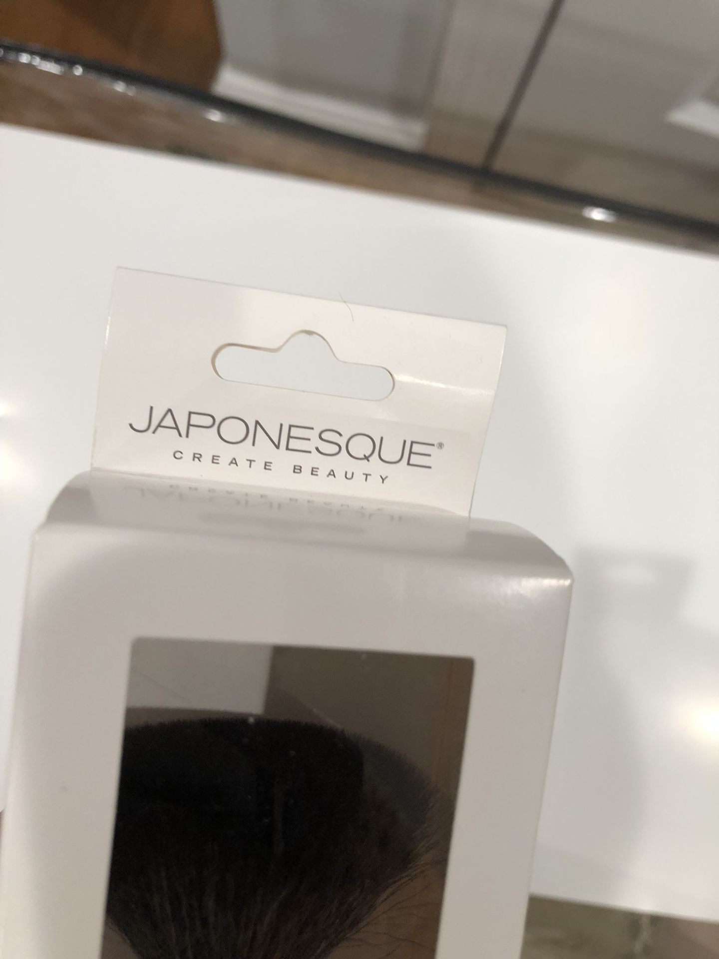 Japonsque mineral face brush NEW