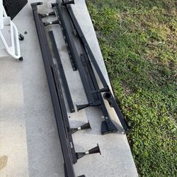 Queen/Full Metal bed frame
