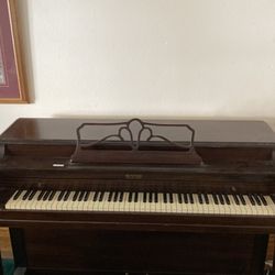 Free piano spinet